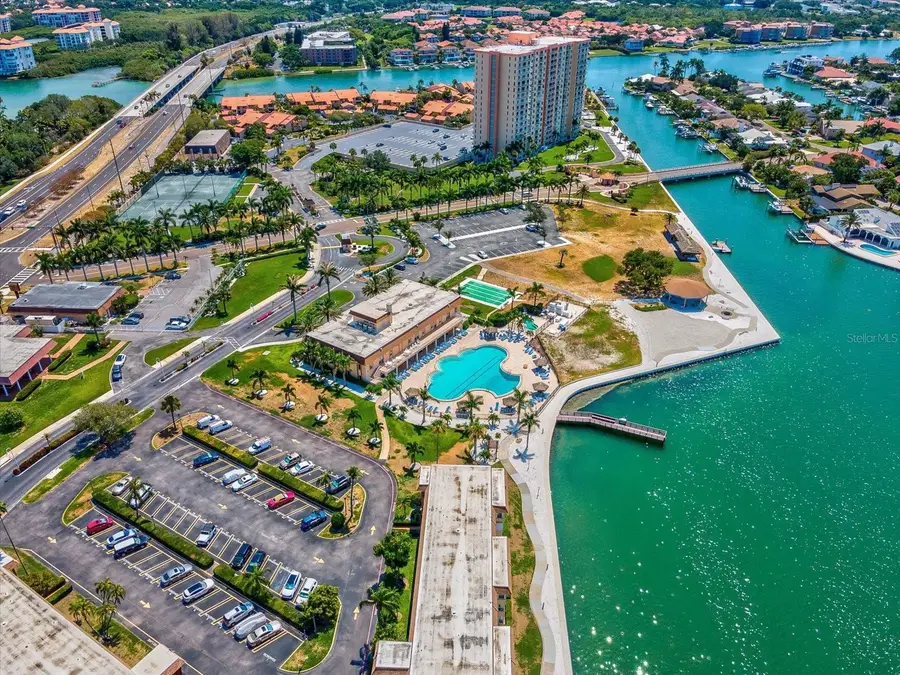 5200 Brittany Drive S #1204, Saint Petersburg, FL 33715 - Image #2