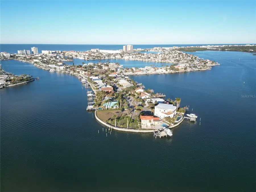 561 173rd Avenue E, North Redington Beach, FL 33708 - Image #2