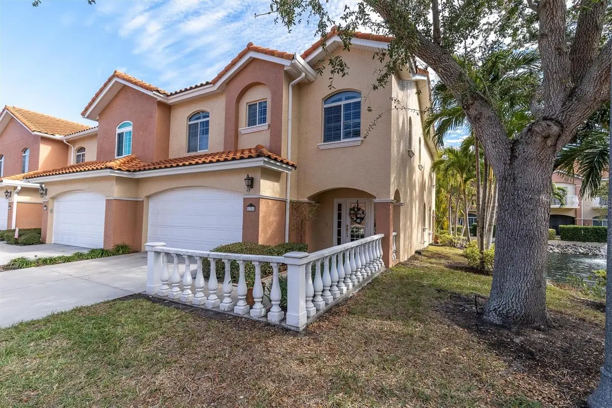 6224 Vista Verde Drive W, Saint Petersburg, FL 33707 - Image #1