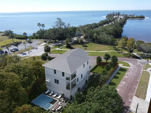 96 Shore Drive, TARPON SPRINGS, FL 34689
