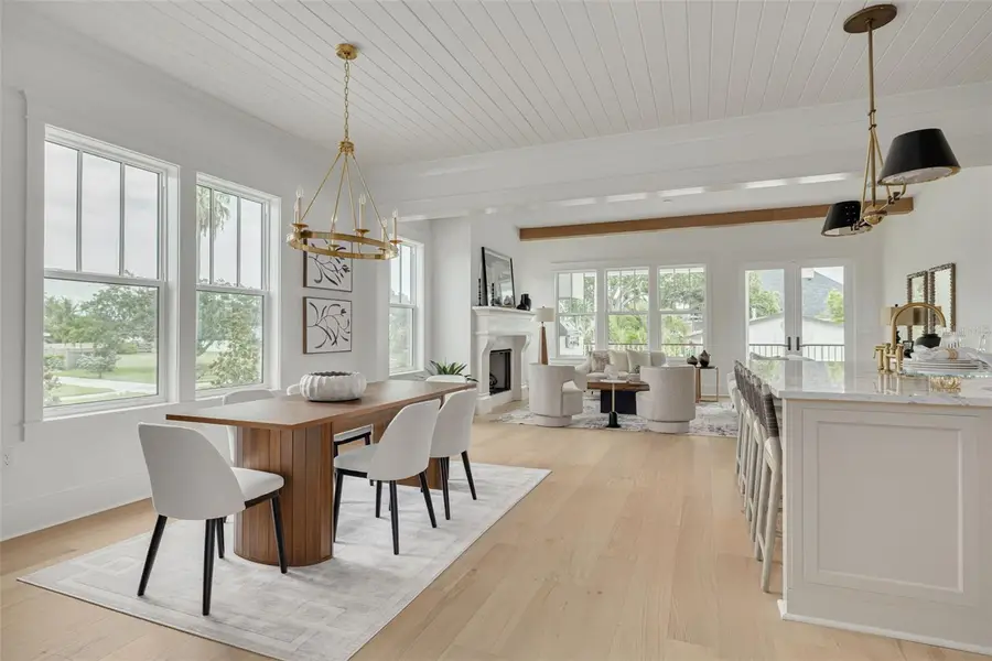 323 Appian Way Ne, Saint Petersburg, FL 33704 - Image #3