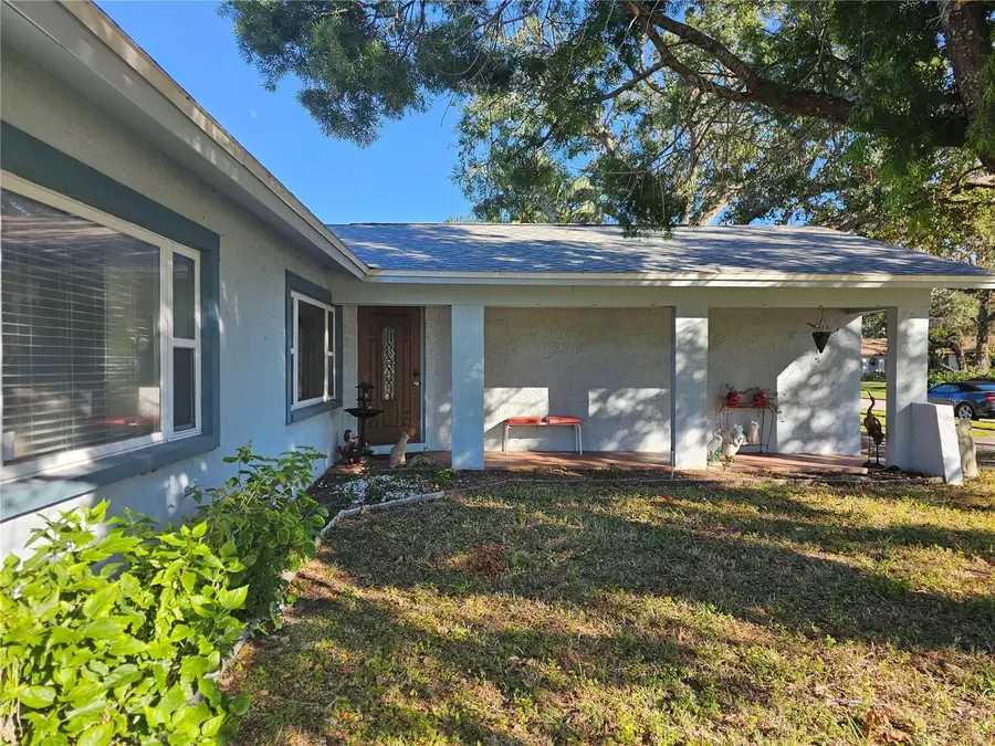 7711 Innis Court, Saint Petersburg, FL 33709 - Image #2