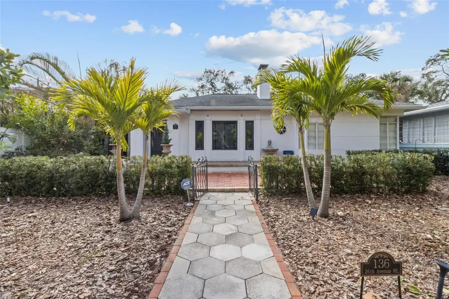 136 26th Avenue Ne, Saint Petersburg, FL 33704 - Image #2