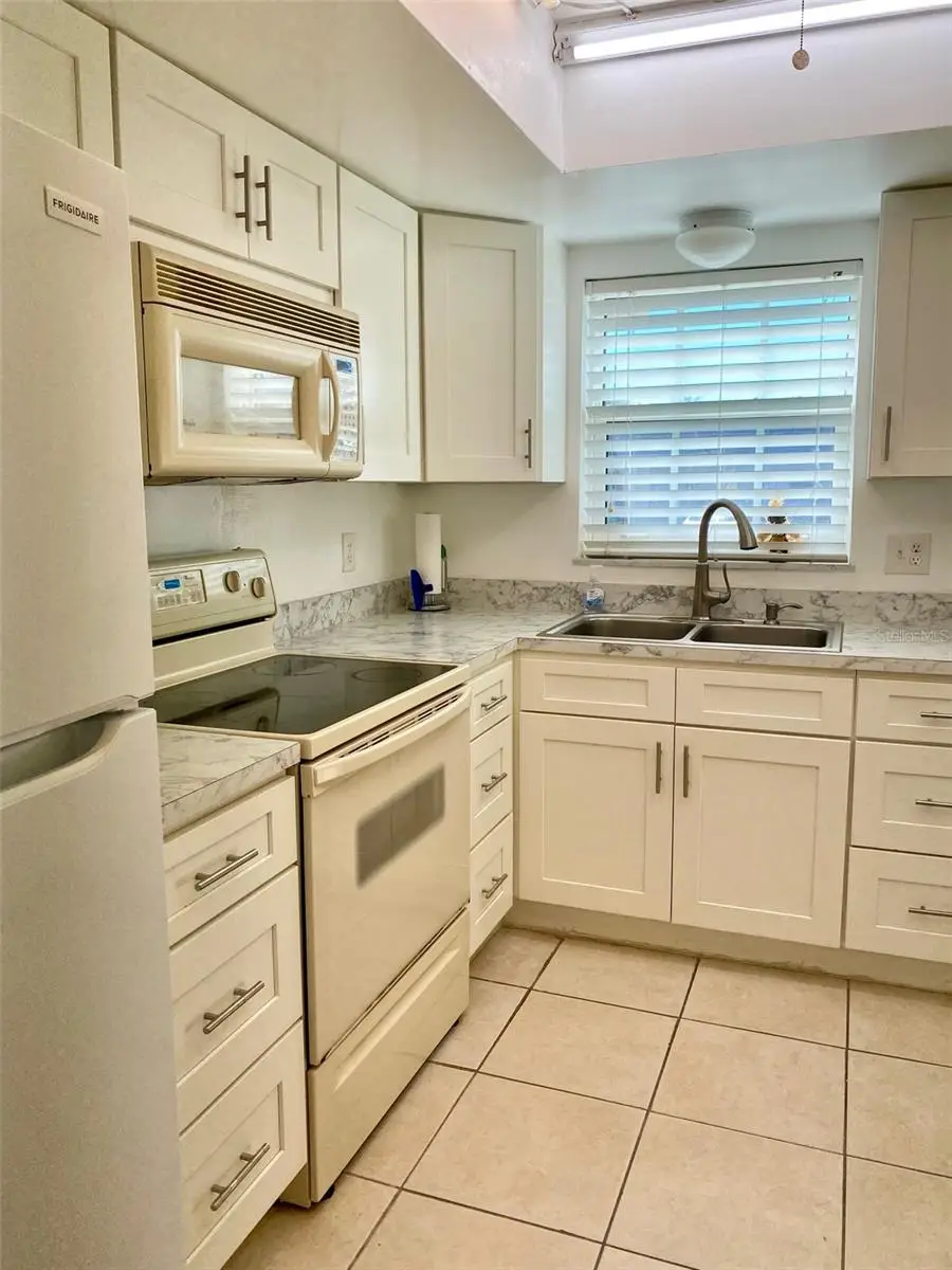 1652 S Lake Avenue #2, Clearwater, FL 33756 - Image #3