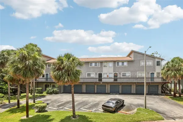 6325 Newtown Circle #25B2, TAMPA, FL 33615