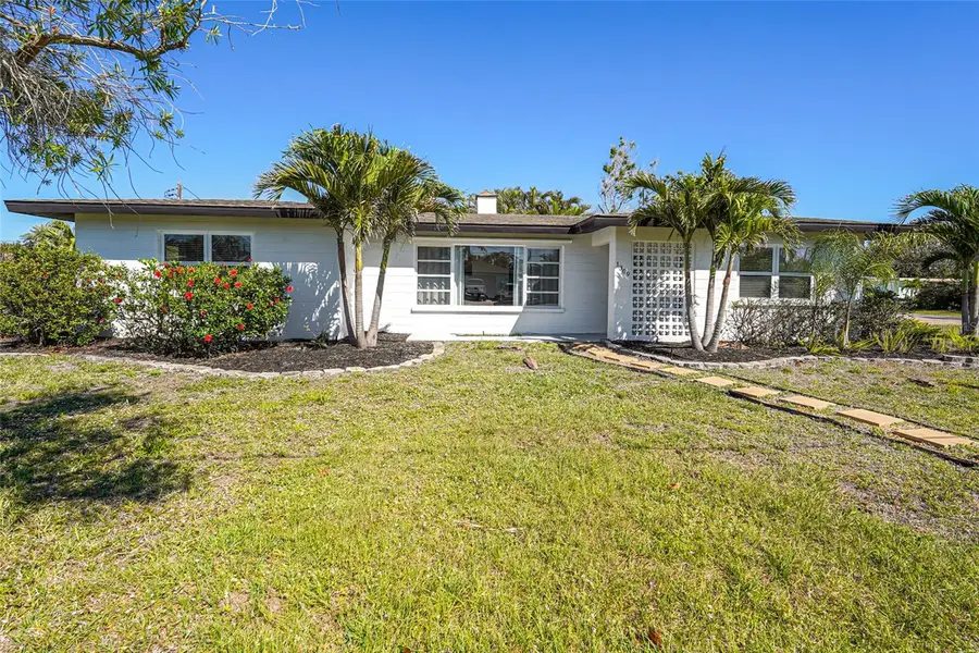 1309 Nokomis Avenue S, Venice, FL 34285 - Image #2