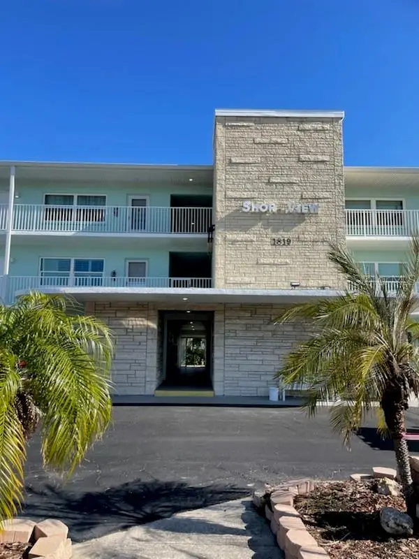 1819 Shore Drive S #315, SOUTH PASADENA, FL 33707