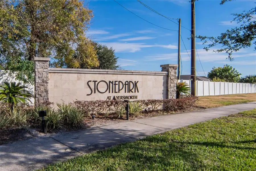 11210 Kelly Green Avenue, Wimauma, FL 33598 - Image #3