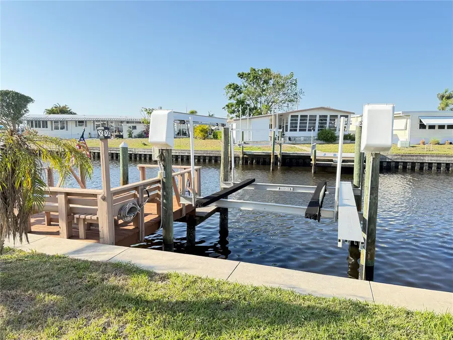 313 Mount Richmond Avenue Ne #346, Saint Petersburg, FL 33702 - Image #3