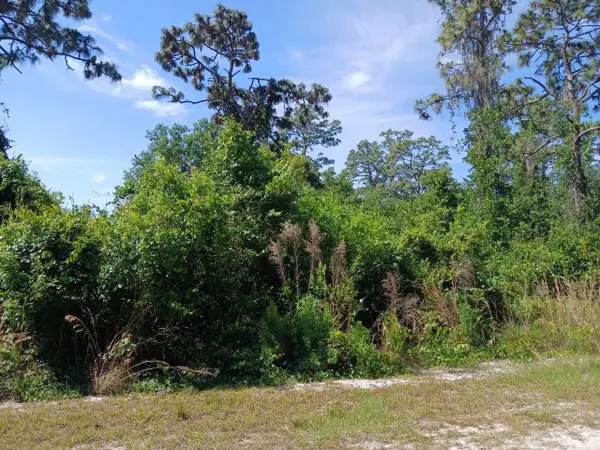 2810 Ixora Drive, INDIAN LAKE ESTATES, FL 33855