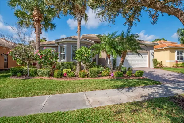 4946 Sapphire Sound Drive, WIMAUMA, FL 33598