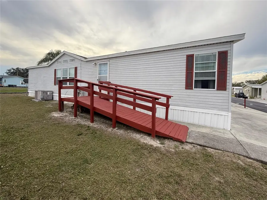 222 N Saint George Circle, Apollo Beach, FL 33572 - Image #2