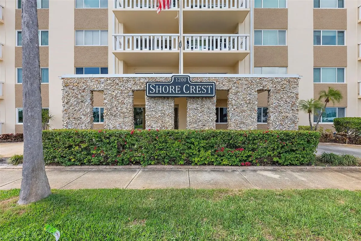 1200 N Shore Drive Ne #102, Saint Petersburg, FL 33701 - Image #1