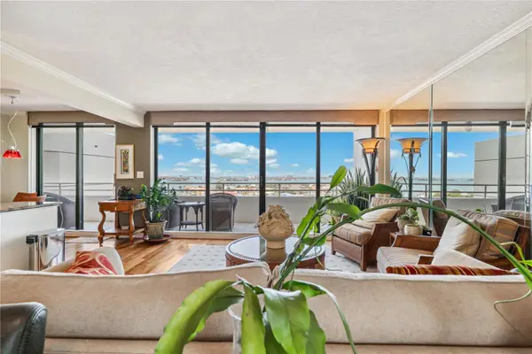 5950 Pelican Bay Plaza S #PH-2F, GULFPORT, FL 33707