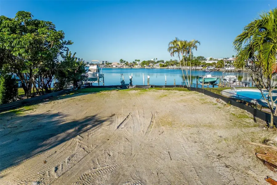 10304 Paradise Boulevard, Treasure Island, FL 33706 - Image #2