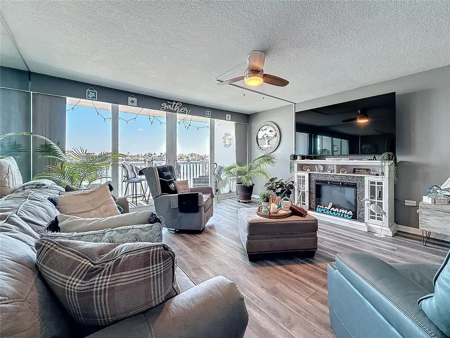 500 Treasure Island Causeway #207, Treasure Island, FL 33706 - Image #3