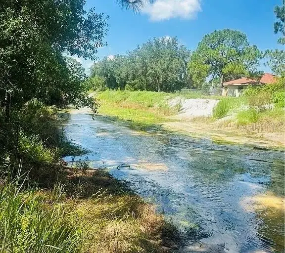 371 E Canal Way Ne, Lake Placid, FL 33852 - Image #1