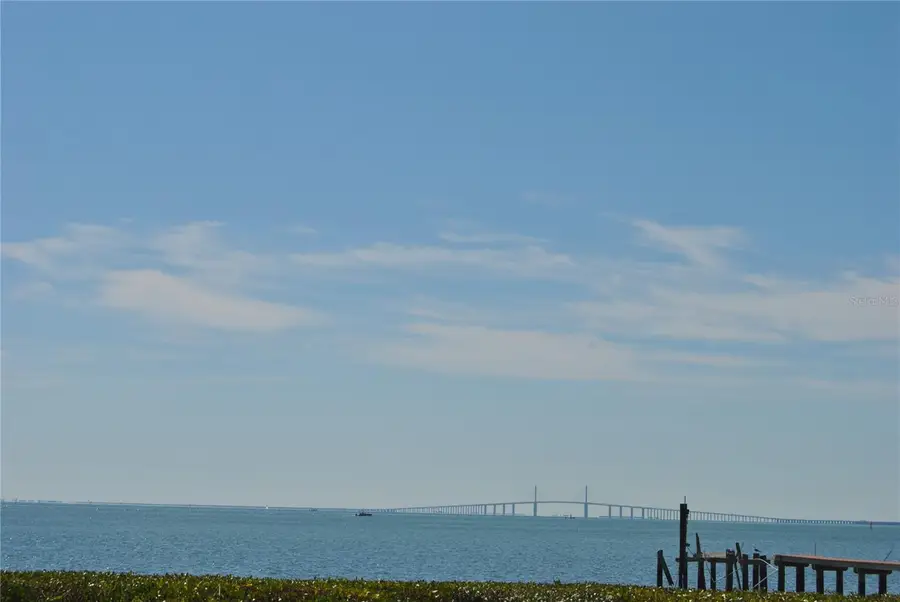 7219 Williams Drive S, Saint Petersburg, FL 33705 - Image #3