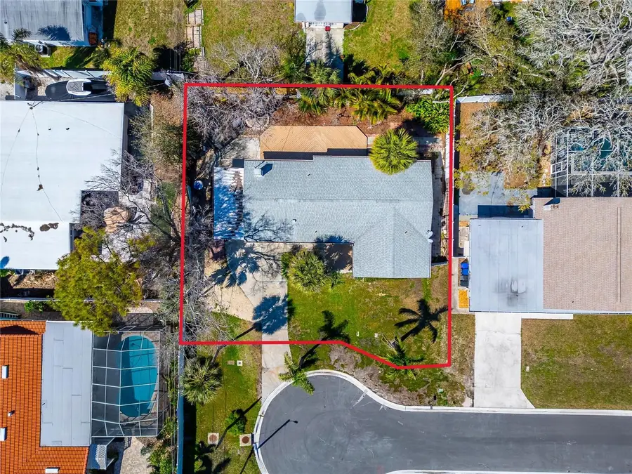 920 Spruce Drive, Belleair Beach, FL 33786 - Image #3