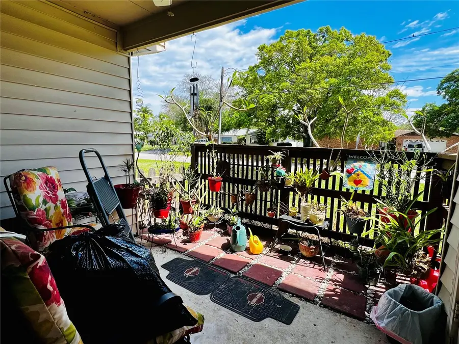 2213 65th Avenue N #2213, Saint Petersburg, FL 33702 - Image #3