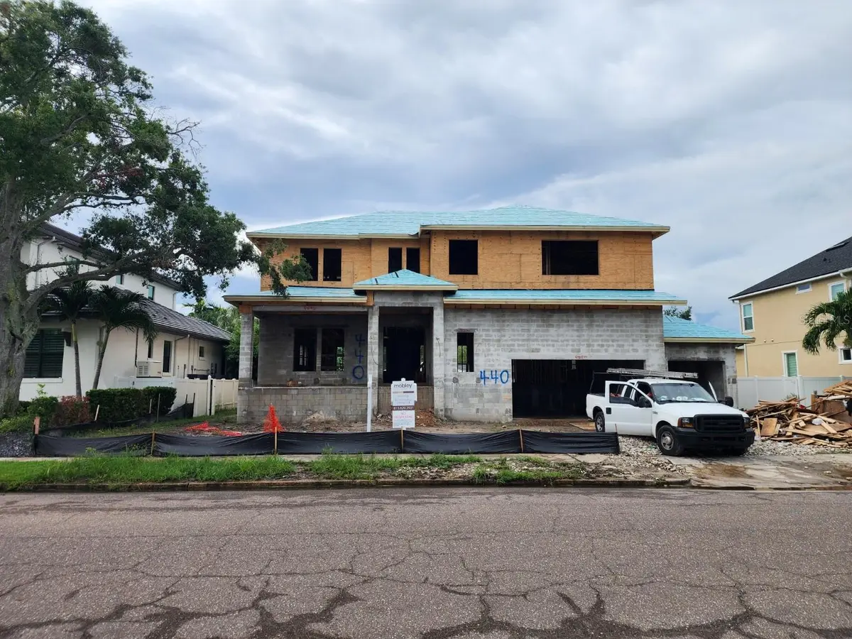 440 Capri Way Ne, Saint Petersburg, FL 33704 - Image #1