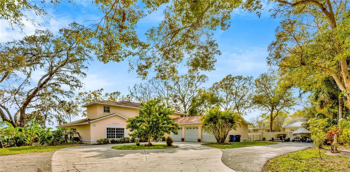 7201 Hodgewood Ct, Tampa, FL 33614 - Image #1