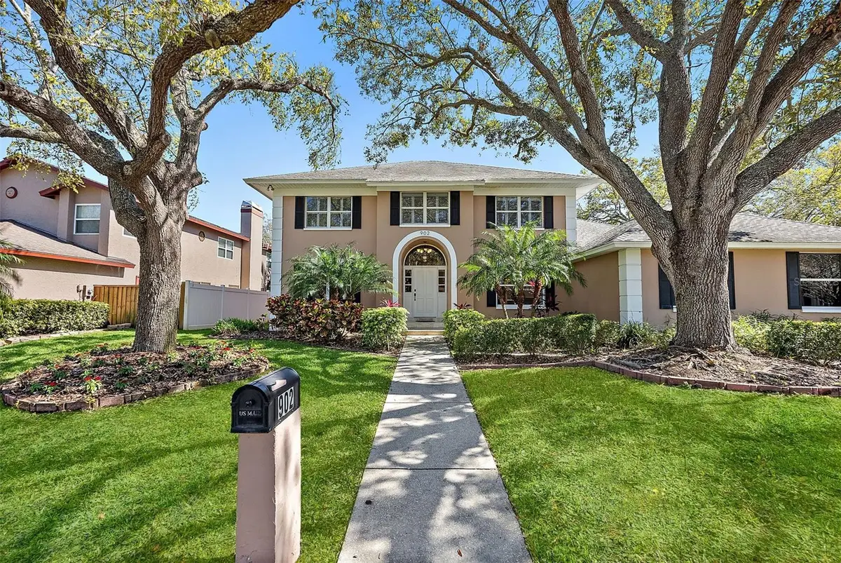 902 Marco Drive Ne, Saint Petersburg, FL 33702 - Image #1