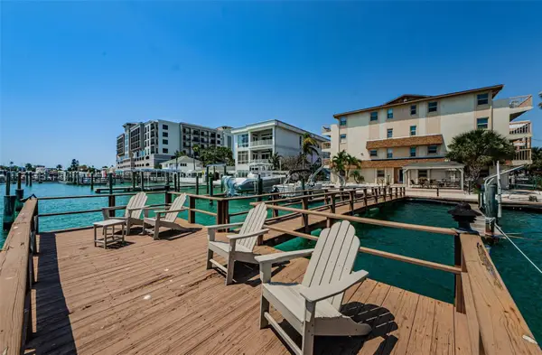 479 E Shore Dr #8, CLEARWATER, FL 33767