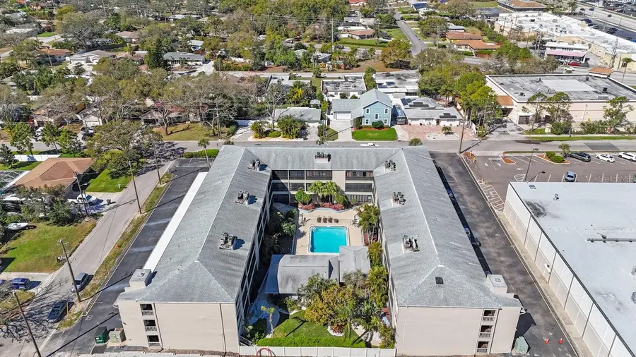 215 Valencia Boulevard #205, Belleair Bluffs, FL 33770 - Image #2