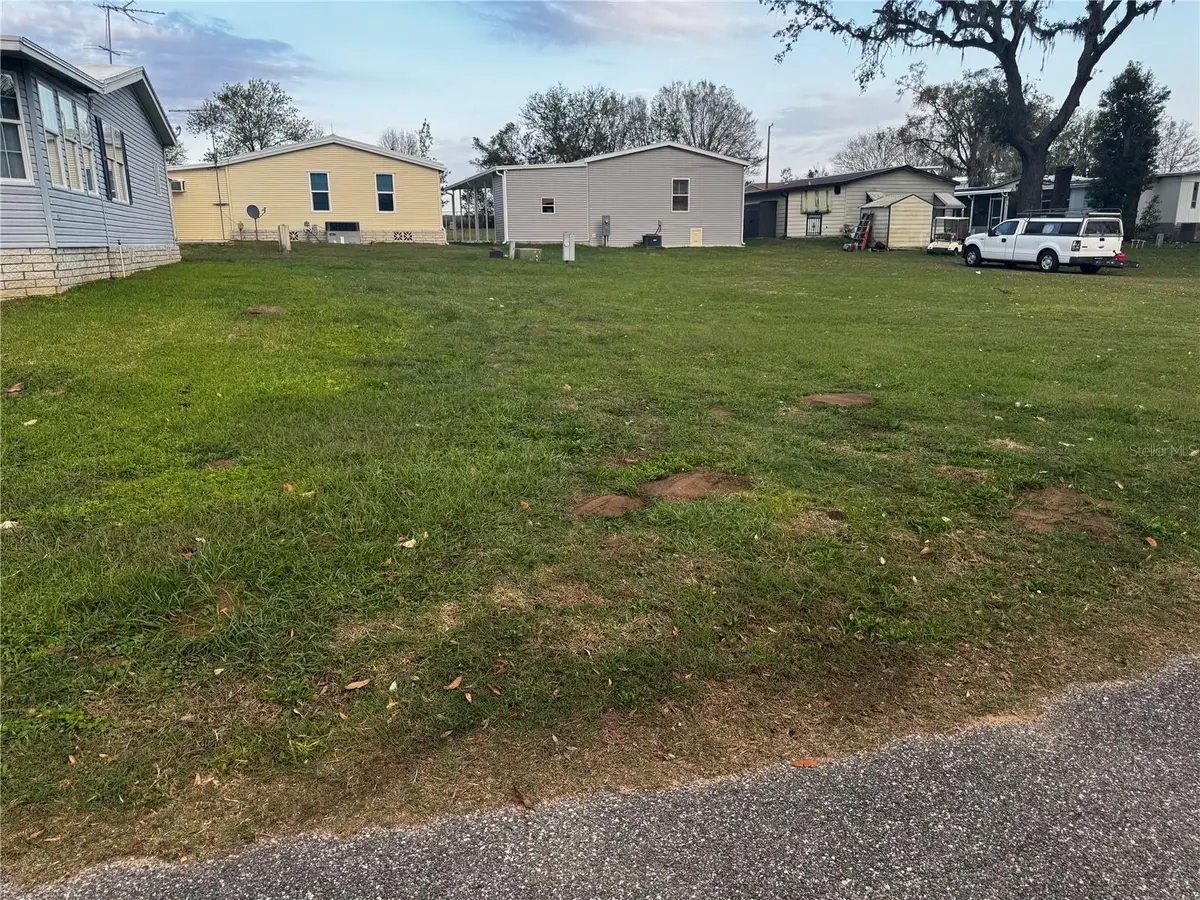 10028 Wellington Avenue, Dade City, FL 33525 - Image #1