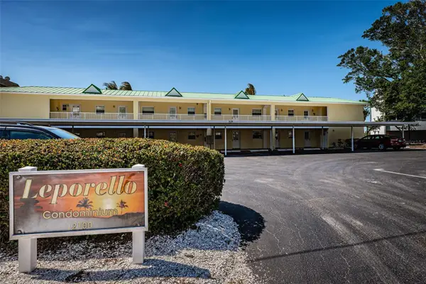 12100 Capri Circle S #203, TREASURE ISLAND, FL 33706