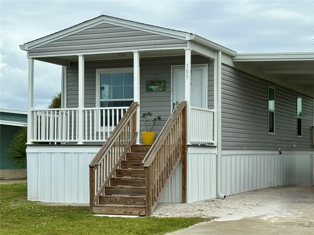 105 W Saint Johns Way, Apollo Beach, FL 33572 - Image #1