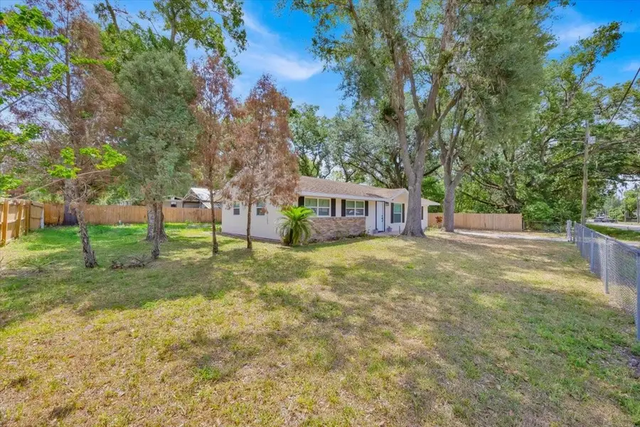 2415 Sutton Road, Lakeland, FL 33810 - Image #2