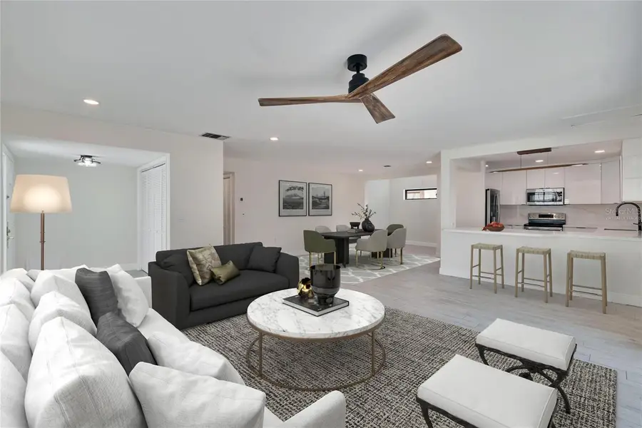 370 S Woodlands Drive, Oldsmar, FL 34677 - Image #2