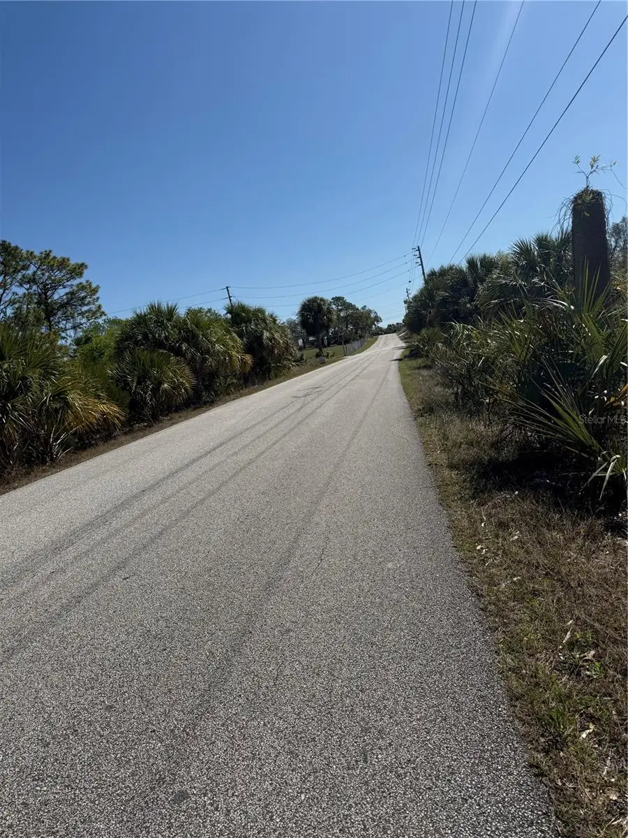 9285 Long Lake Avenue, Weeki Wachee, FL 34613 - Image #2