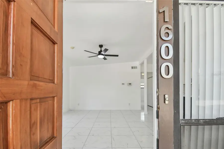 1600 Delaware Avenue Ne, Saint Petersburg, FL 33703 - Image #2