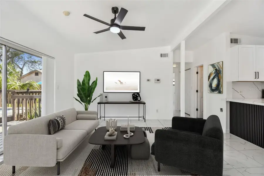 1600 Delaware Avenue Ne, Saint Petersburg, FL 33703 - Image #3