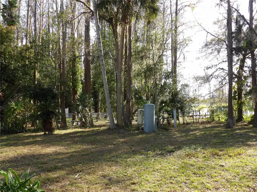 17506 Darby Ln, Lutz, FL 33558 - Image #2