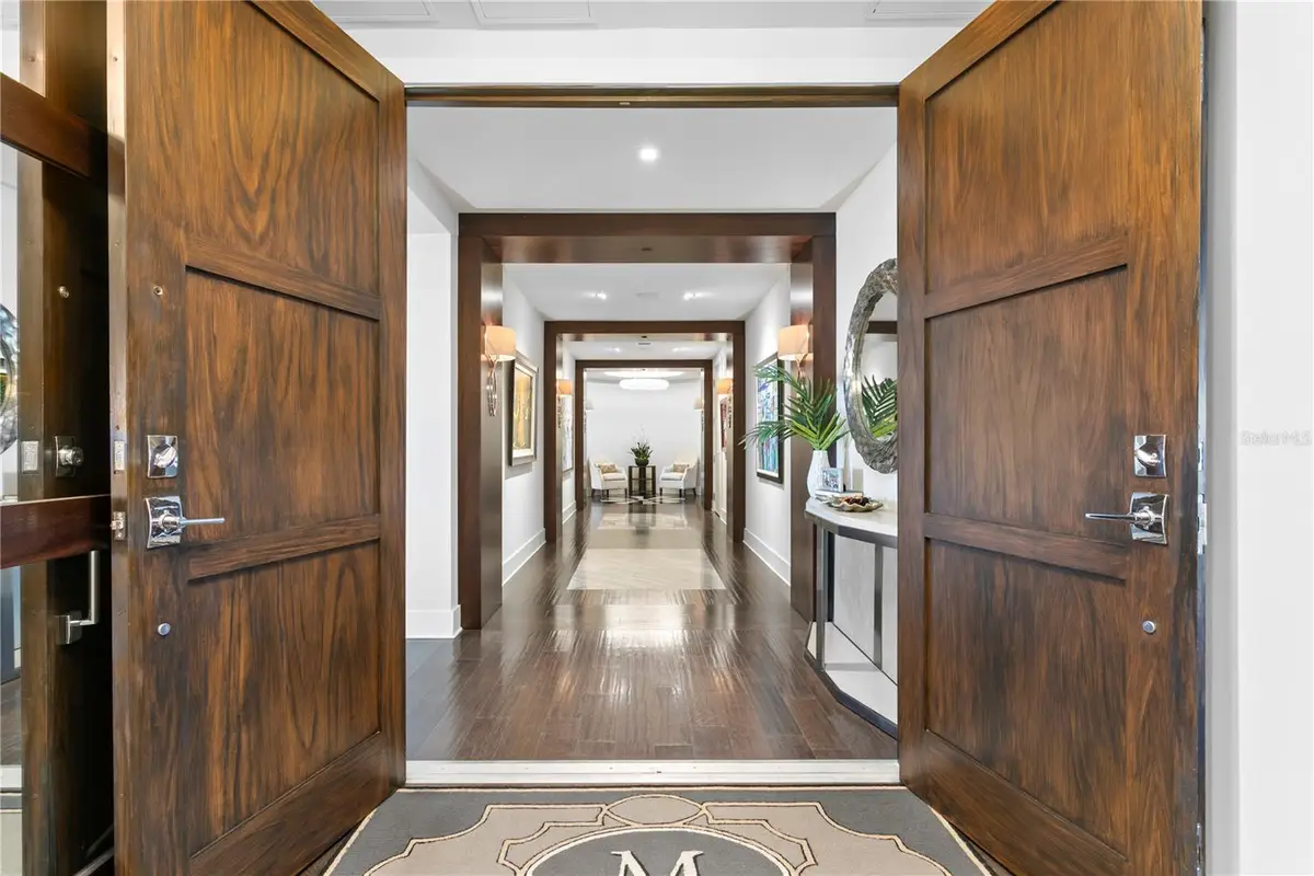 146 4th Avenue Ne #600, Saint Petersburg, FL 33701 - Image #1