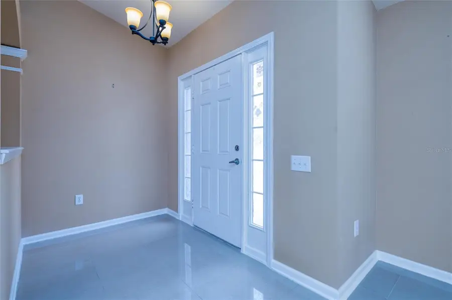 25323 Lexington Oaks Boulevard, Wesley Chapel, FL 33544 - Image #3