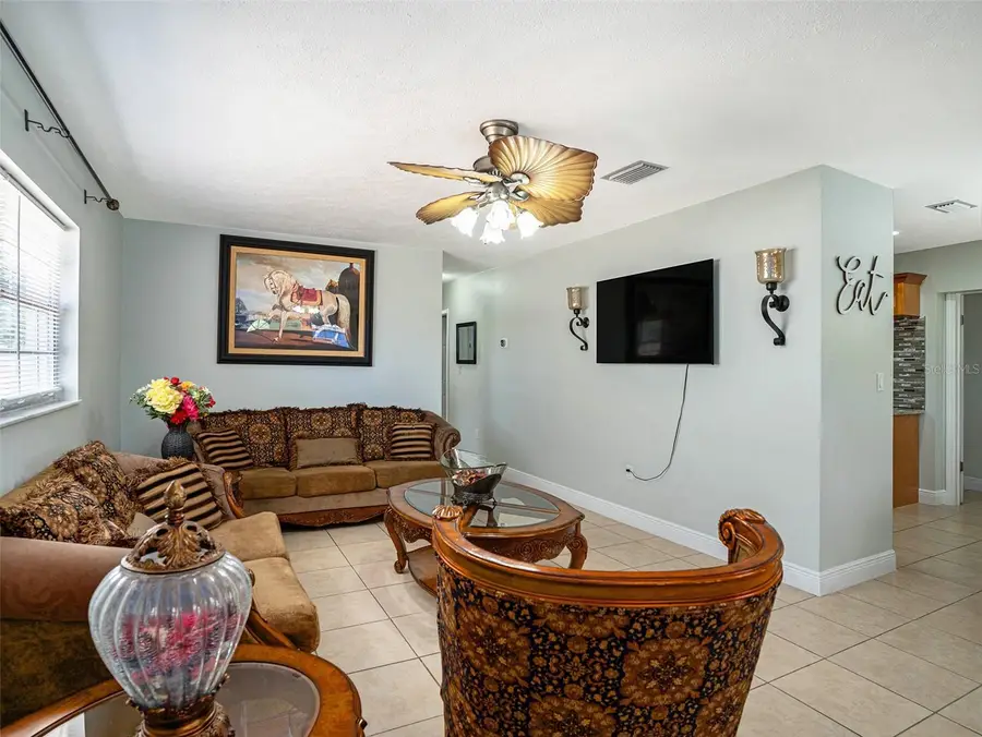 8210 Marigold Avenue, Tampa, FL 33614 - Image #3