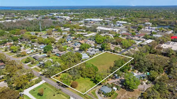 854 Riviere Road, PALM HARBOR, FL 34683