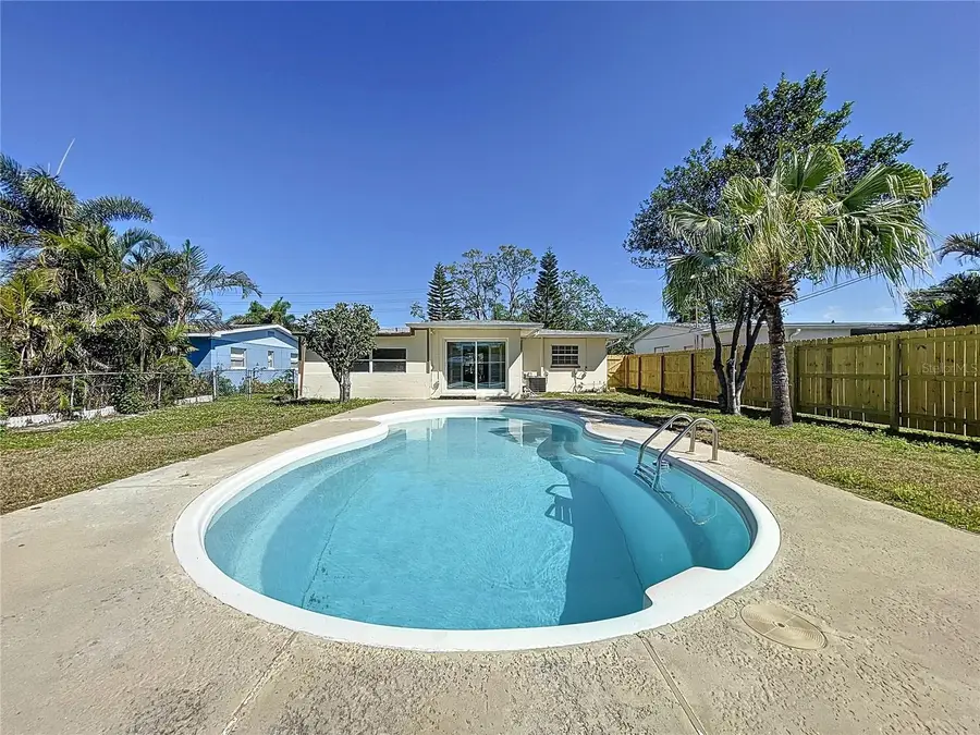 10754 63rd Avenue, Seminole, FL 33772 - #3