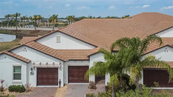 16927 April Plush Drive, WIMAUMA, FL 33598