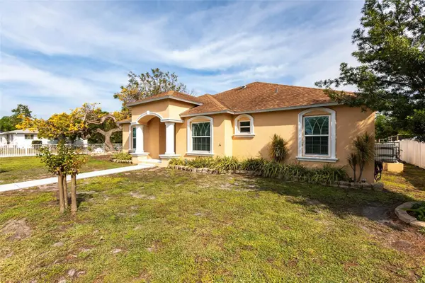 5253 1st Avenue N, ST PETERSBURG, FL 33710