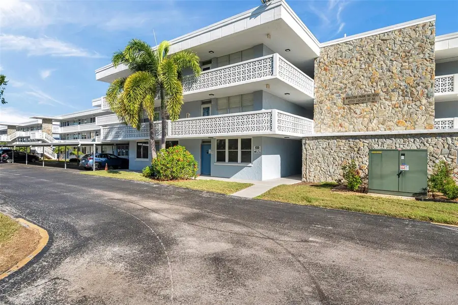 4720 Locust Street Ne #206, Saint Petersburg, FL 33703 - Image #2