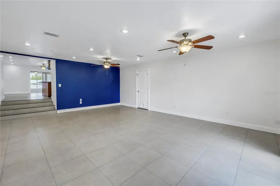 783 41st Avenue Ne, Saint Petersburg, FL 33703 - Image #2