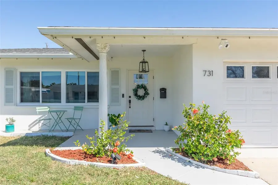 731 44th Avenue Ne, Saint Petersburg, FL 33703 - Image #2