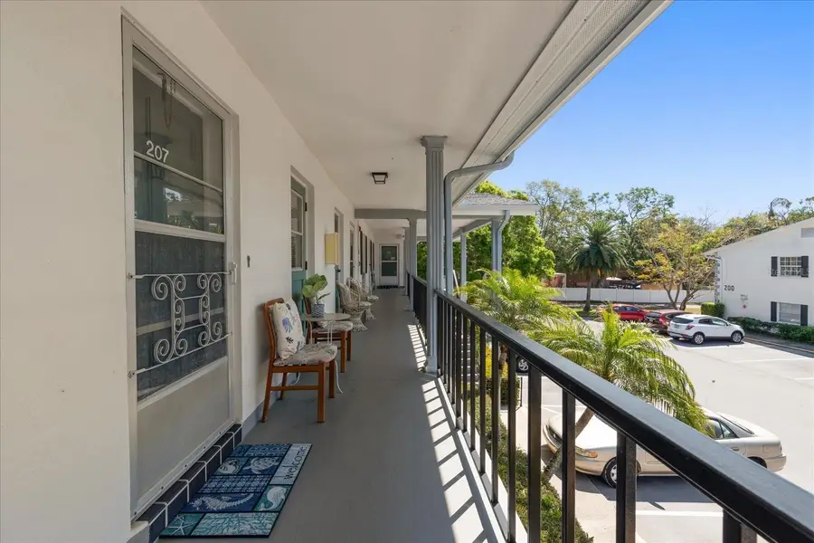 100 Glennes Lane #207, Dunedin, FL 34698 - Image #3