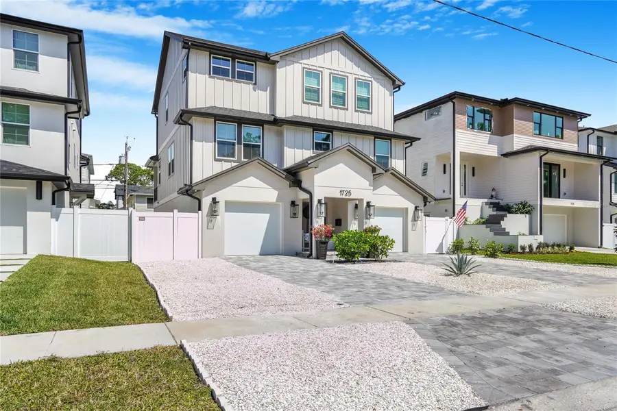 1725 Massachusetts Avenue Ne, Saint Petersburg, FL 33703 - Image #2